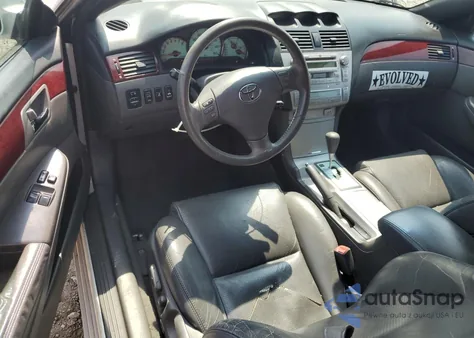 2018 Toyota Highlander Se z USA, uszkodzony, nr VIN 5TDJZRFH9JS556088